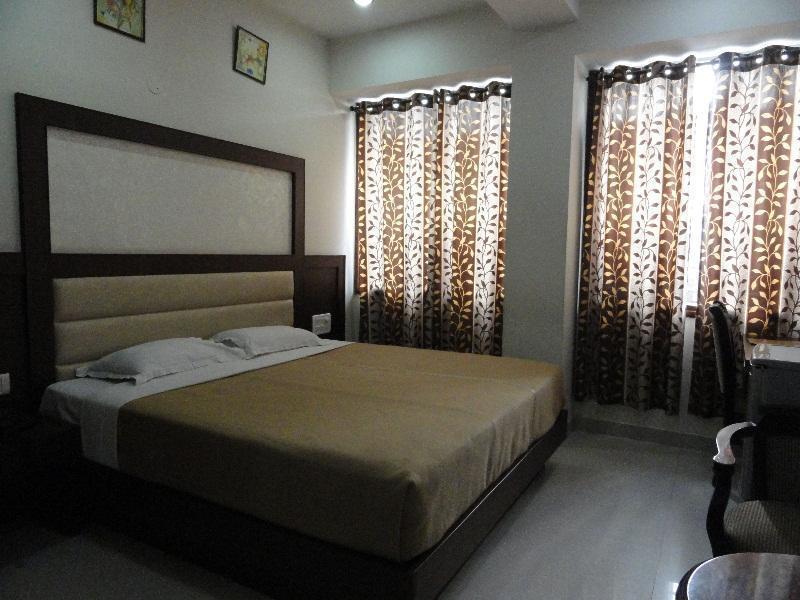 Hotel Orbit 34 Chandīgarh Exterior foto